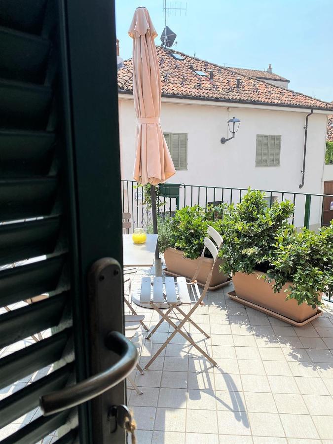 La Casa Di Ringhiera Lägenhet Alba  Exteriör bild