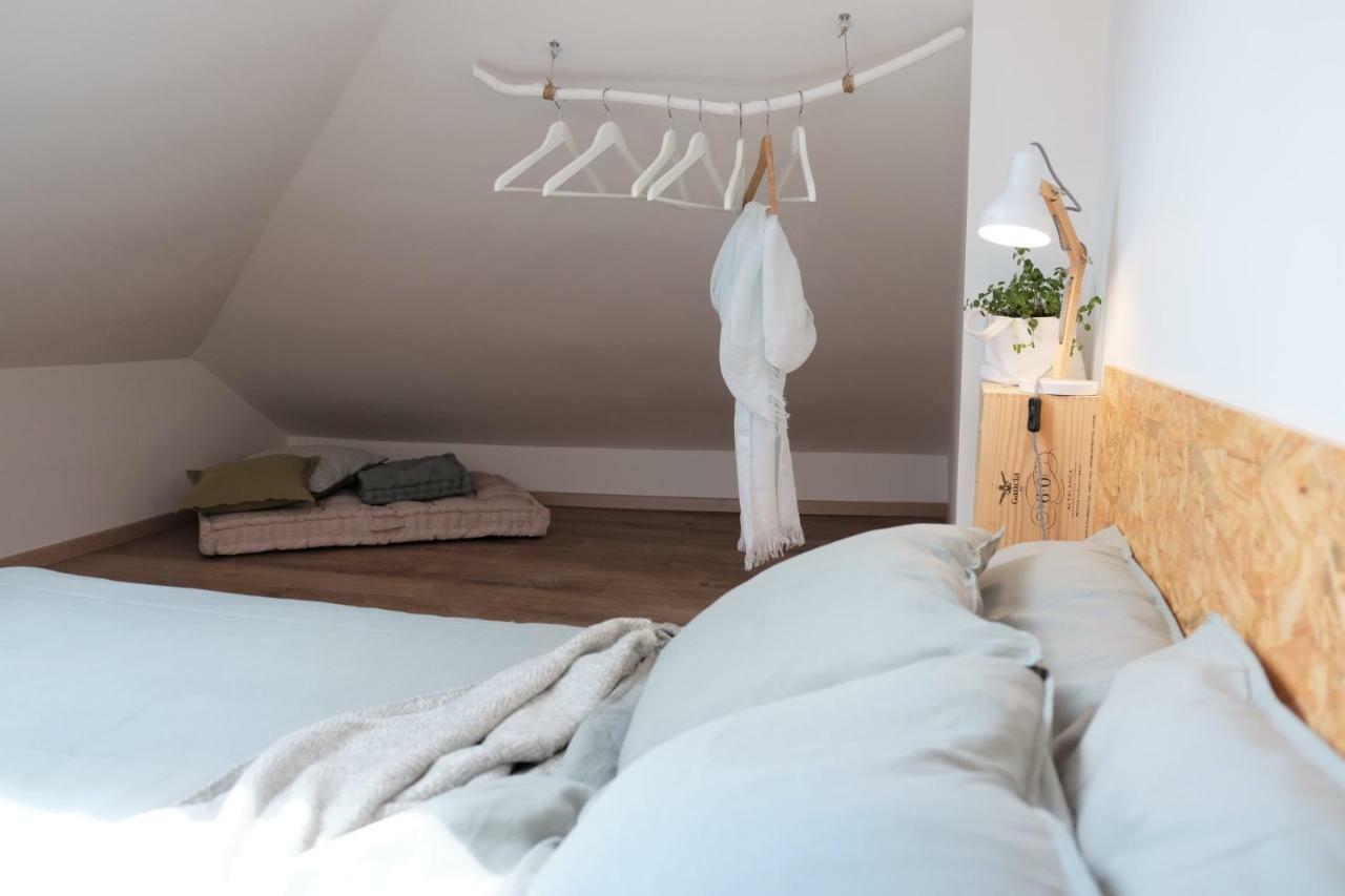 La Casa Di Ringhiera Lägenhet Alba  Exteriör bild
