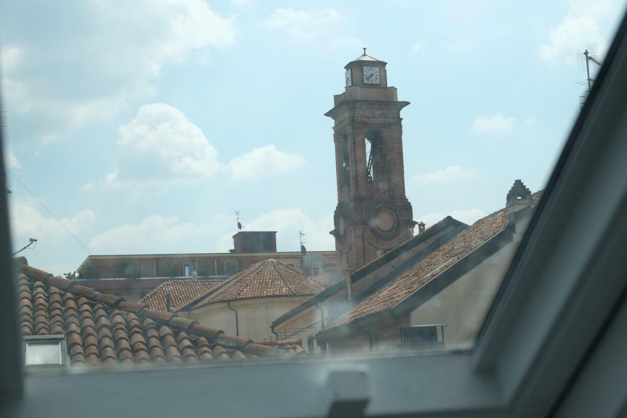 La Casa Di Ringhiera Lägenhet Alba  Exteriör bild